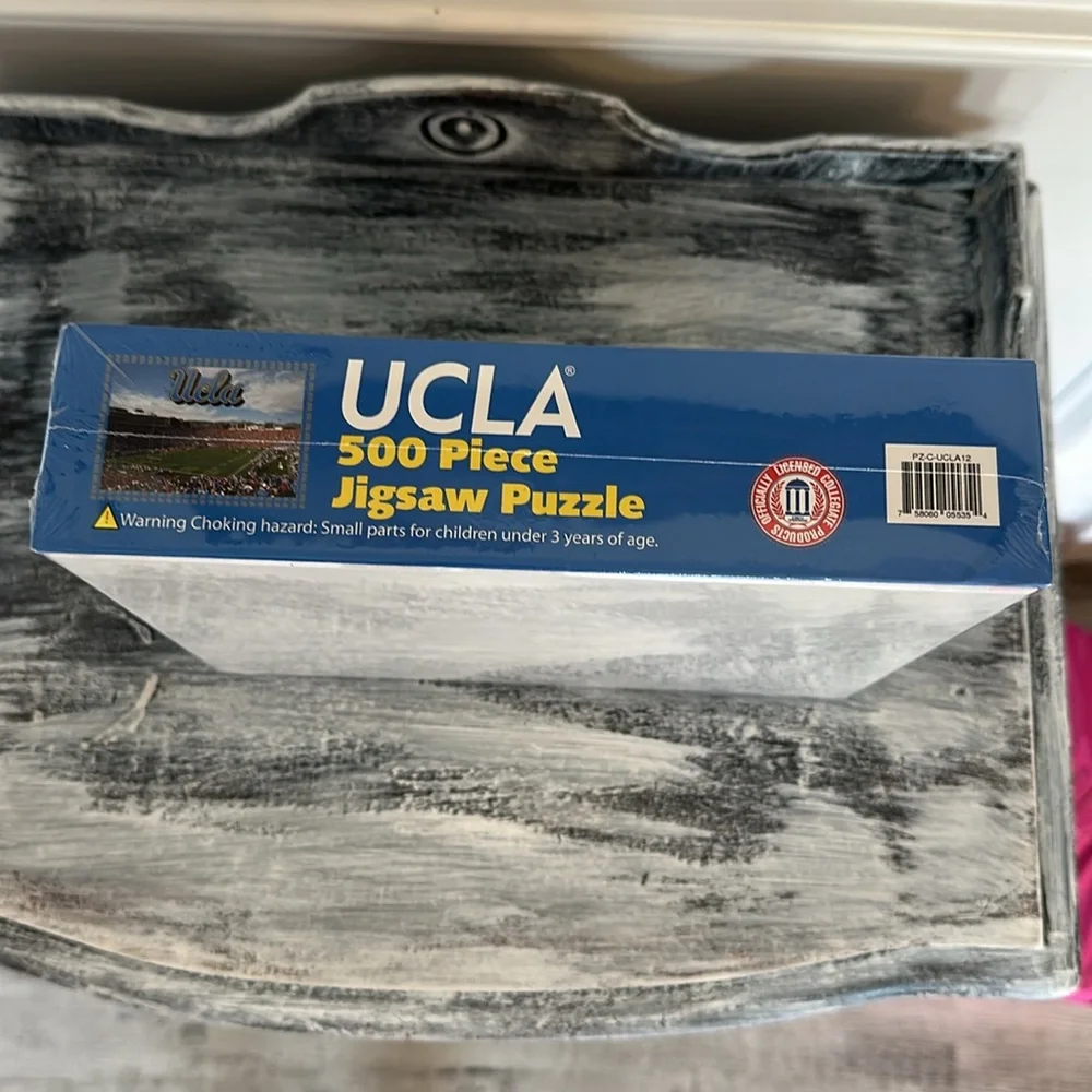 UCLA Bruins NWT 500 Piece Jigsaw Puzzle